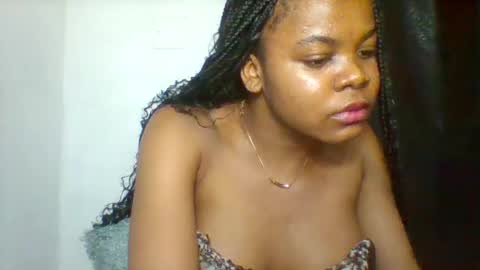 Snapshot of snowdrop5 chatting on February 2025 08:55:01 PM snowdrop5 online show from February 2025 08:55:01 PM