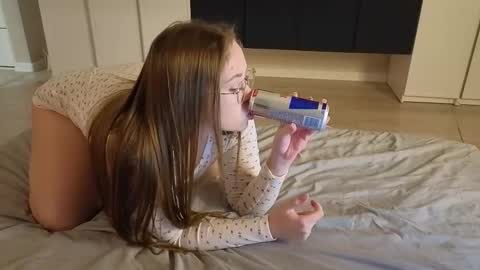 Snapshot of sofaris chatting on November 2025 08:19:02 PM Sophy online show from November 2025 08:19:02 PM