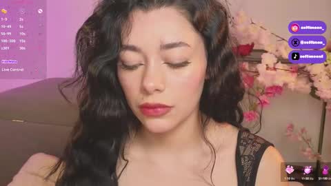 Snapshot of soffimoon_ chatting on October 2025 02:41:02 AM IG Soffimoon I THANK YOU FOR LEAVING YOUR FOLLOW online show from October 2025 02:41:02 AM