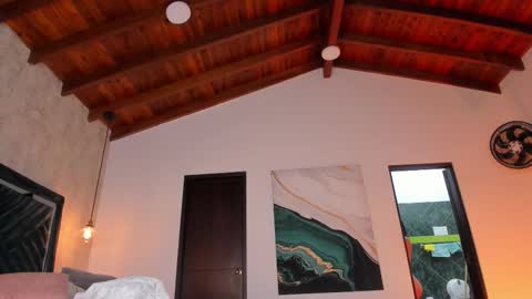 Snapshot of sofi_moreno chatting on October 2025 11:33:02 AM Sofi online show from October 2025 11:33:02 AM