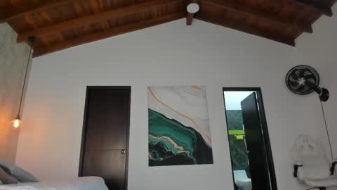 Snapshot of sofi_moreno chatting on November 2025 11:21:01 AM Sofi online show from November 2025 11:21:01 AM