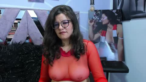 Sofi Noa online show from January 2025 06:56:02 AM