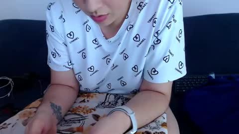 sofi rojas online show from October 2025 12:55:02 AM