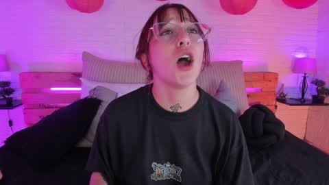 Snapshot of sofi_sp chatting on January 2025 05:46:01 PM sofi_sp online show from January 2025 05:46:01 PM