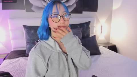 Snapshot of sofi_sp chatting on November 2025 11:43:02 AM sofi_sp online show from November 2025 11:43:02 AM