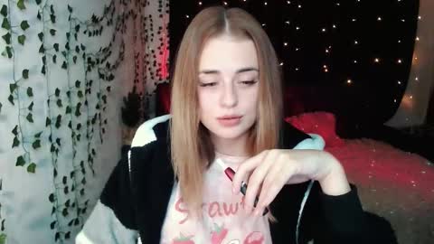 sofia_rosemary online show from October 2025 01:28:02 PM