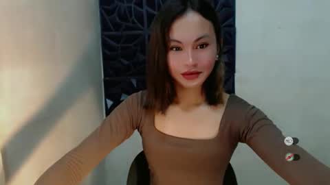 sofia_sweetheart18 online show from October 2025 05:32:01 AM