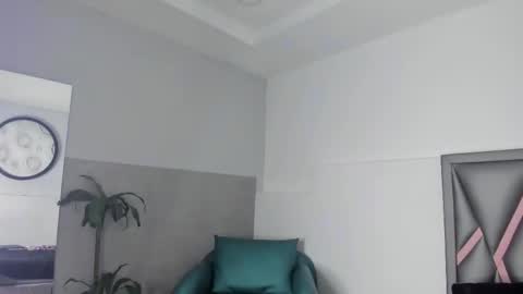 Sofa online show from September 2025 11:59:02 AM