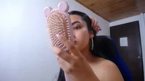 Snapshot of sofiaasexy19 chatting on October 2025 12:56:02 PM Sofia online show from October 2025 12:56:02 PM