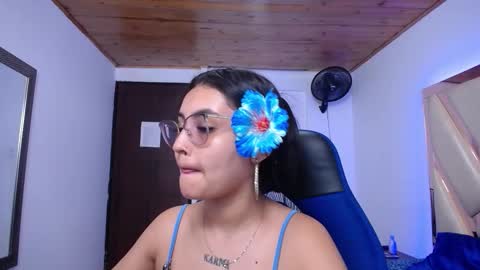 Snapshot of sofiaasexy19 chatting on November 2025 02:05:02 PM Sofia online show from November 2025 02:05:02 PM