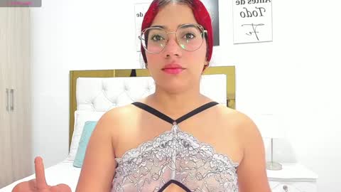 Snapshot of sofiabosch chatting on December 2024 04:42:01 AM Sara online show from December 2024 04:42:01 AM