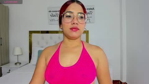 Snapshot of sofiabosch chatting on January 2025 05:51:01 AM Sara online show from January 2025 05:51:01 AM