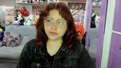Sofia online show from January 2025 12:04:02 AM