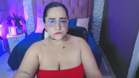 Snapshot of sofiadavis_23 chatting on November 2025 03:23:02 PM SOFIA online show from November 2025 03:23:02 PM