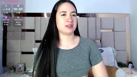 sofiaduque_26 online show from February 2025 12:02:01 AM