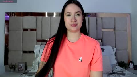 sofiaduque_26 online show from March 2025 07:06:02 PM