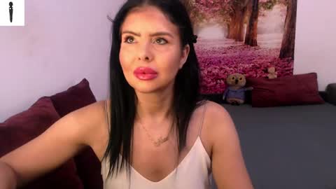 sofialiub online show from December 2024 12:03:01 PM