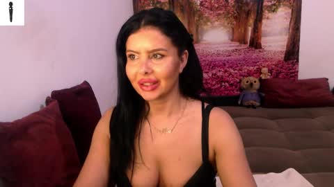sofialiub online show from December 2024 09:22:01 PM