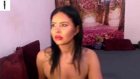 sofialiub online show from December 2024 01:45:01 PM