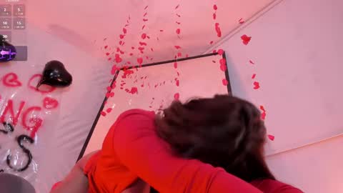 Snapshot of sofiareyesx1 chatting on February 2025 10:58:01 PM Sofia Reyes online show from February 2025 10:58:01 PM