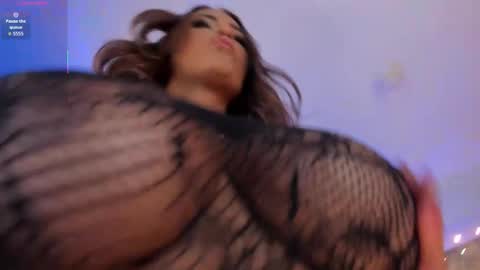 Snapshot of sofiareyesx1 chatting on November 2025 09:36:02 PM Sofia Reyes online show from November 2025 09:36:02 PM