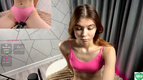 Sofia online show from January 2025 04:47:01 PM