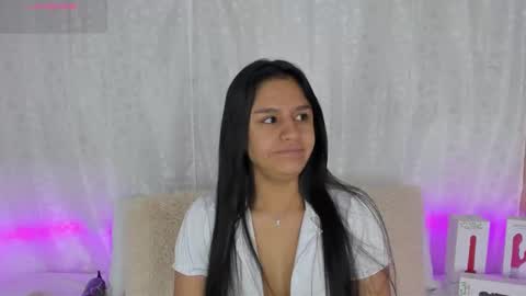 Snapshot of sofiaxmiller chatting on January 2025 08:04:01 PM Danna Sofia online show from January 2025 08:04:01 PM