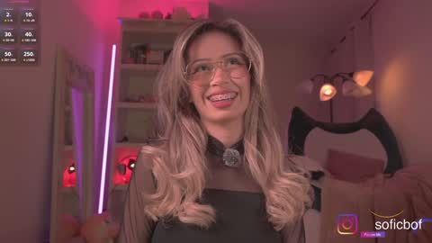 Snapshot of soficb chatting on October 2025 11:44:02 PM Sofi online show from October 2025 11:44:02 PM