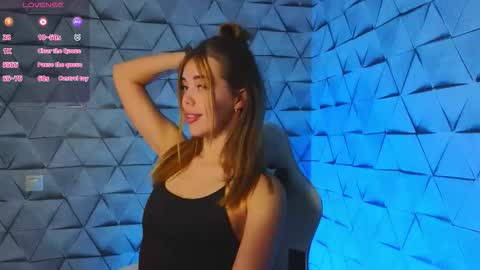 Sofie online show from September 2025 02:51:02 PM