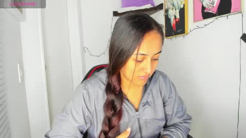 sofiia rodriguez online show from March 2025 01:03:01 PM