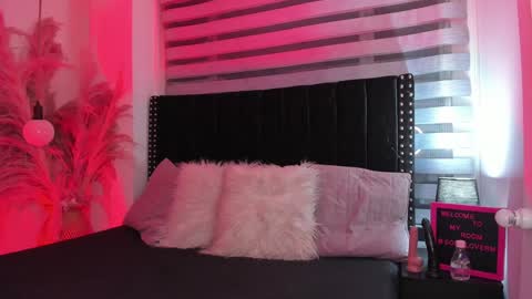 Sofia online show from January 2025 06:38:01 AM