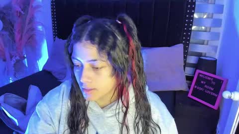 Sofia online show from January 2025 03:40:02 AM