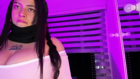 Sofia online show from January 2025 09:57:01 AM