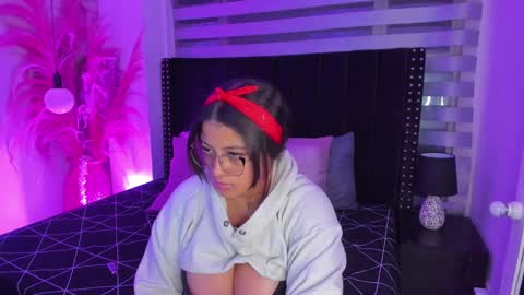 Sofia online show from March 2025 07:10:01 AM