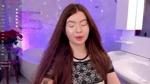 sofiyamil online show from November 2025 03:06:02 AM