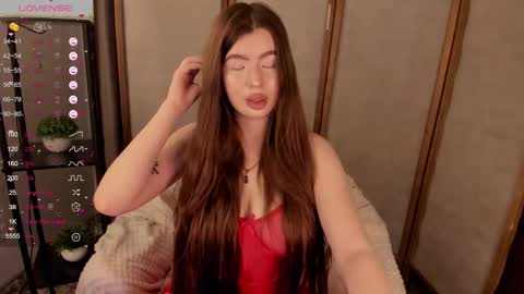 sofiyamil online show from November 2025 03:50:02 AM