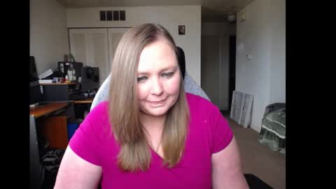 Rose online show from March 2025 09:05:02 PM