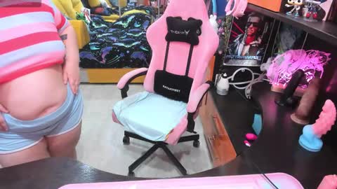 Snapshot of softie_sofy chatting on September 2025 02:59:02 AM Sofie online show from September 2025 02:59:02 AM