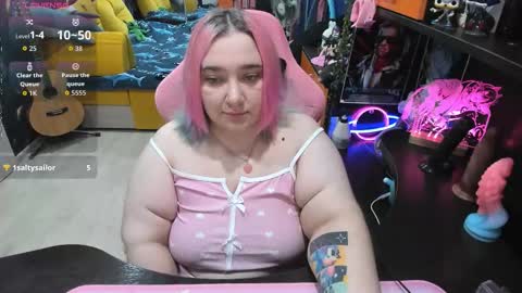 Snapshot of softie_sofy chatting on October 2025 03:05:01 AM Sofie online show from October 2025 03:05:01 AM