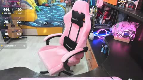 Snapshot of softie_sofy chatting on October 2025 04:46:02 AM Sofie online show from October 2025 04:46:02 AM