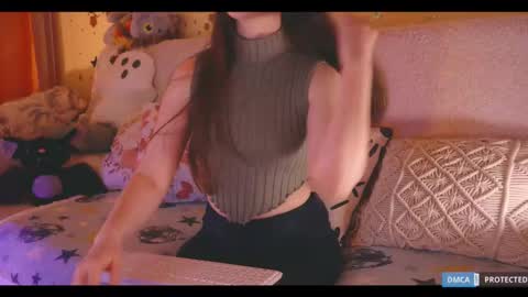 Snapshot of softlee chatting on November 2025 09:25:01 PM Lisa online at .11 from about utc online show from November 2025 09:25:01 PM