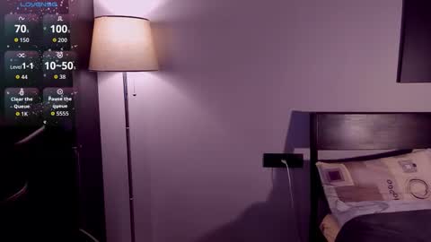 Snapshot of softt_kitty chatting on November 2025 06:42:02 PM Emily online show from November 2025 06:42:02 PM