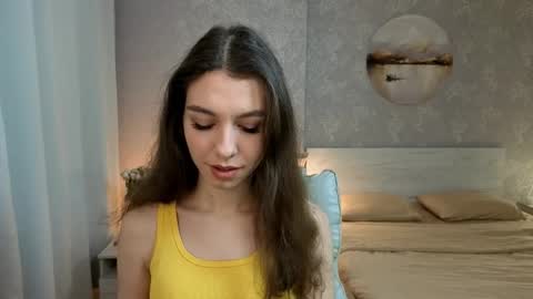 Kelly online show from October 2025 05:10:02 PM