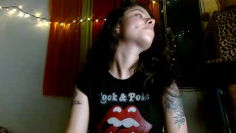 Snapshot of soka_lovers_04_ chatting on December 2024 02:53:01 AM Sofia online show from December 2024 02:53:01 AM