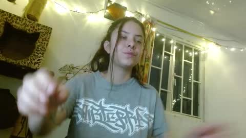 Snapshot of soka_lovers_04_ chatting on October 2025 12:36:01 AM Sofia online show from October 2025 12:36:01 AM