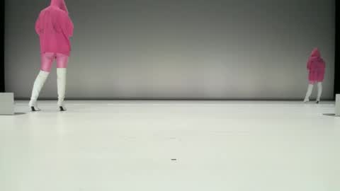 0La online show from November 2025 07:14:01 PM