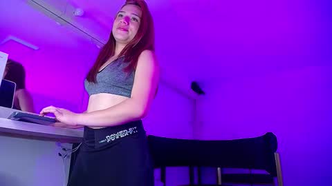 solara online show from November 2025 08:52:02 PM