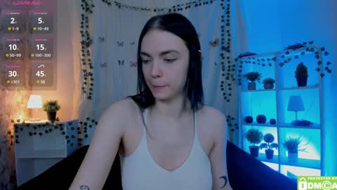 Luna online show from January 2025 01:43:01 PM