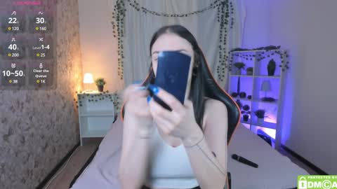 Luna online show from January 2025 09:36:02 AM