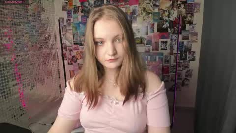 Nora online show from September 2025 09:42:02 AM